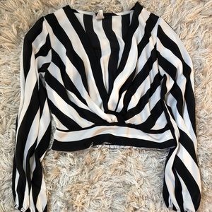 Black and white stripe crop top